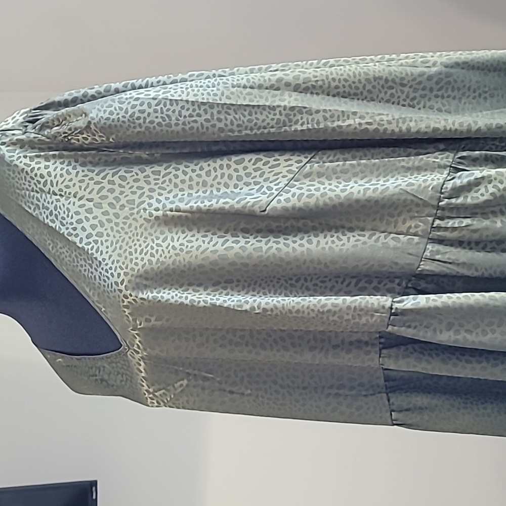 Andree by Unit Olive Leopard Ruffle Blouse - Picture 3 of 6
